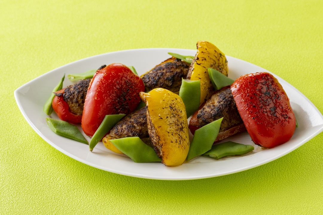 2色パプリカの肉詰めロースト