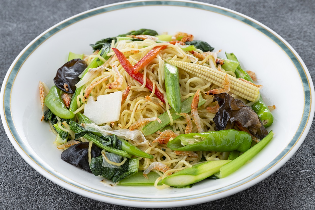 干し海老と季節野菜入り上海風塩焼きそば